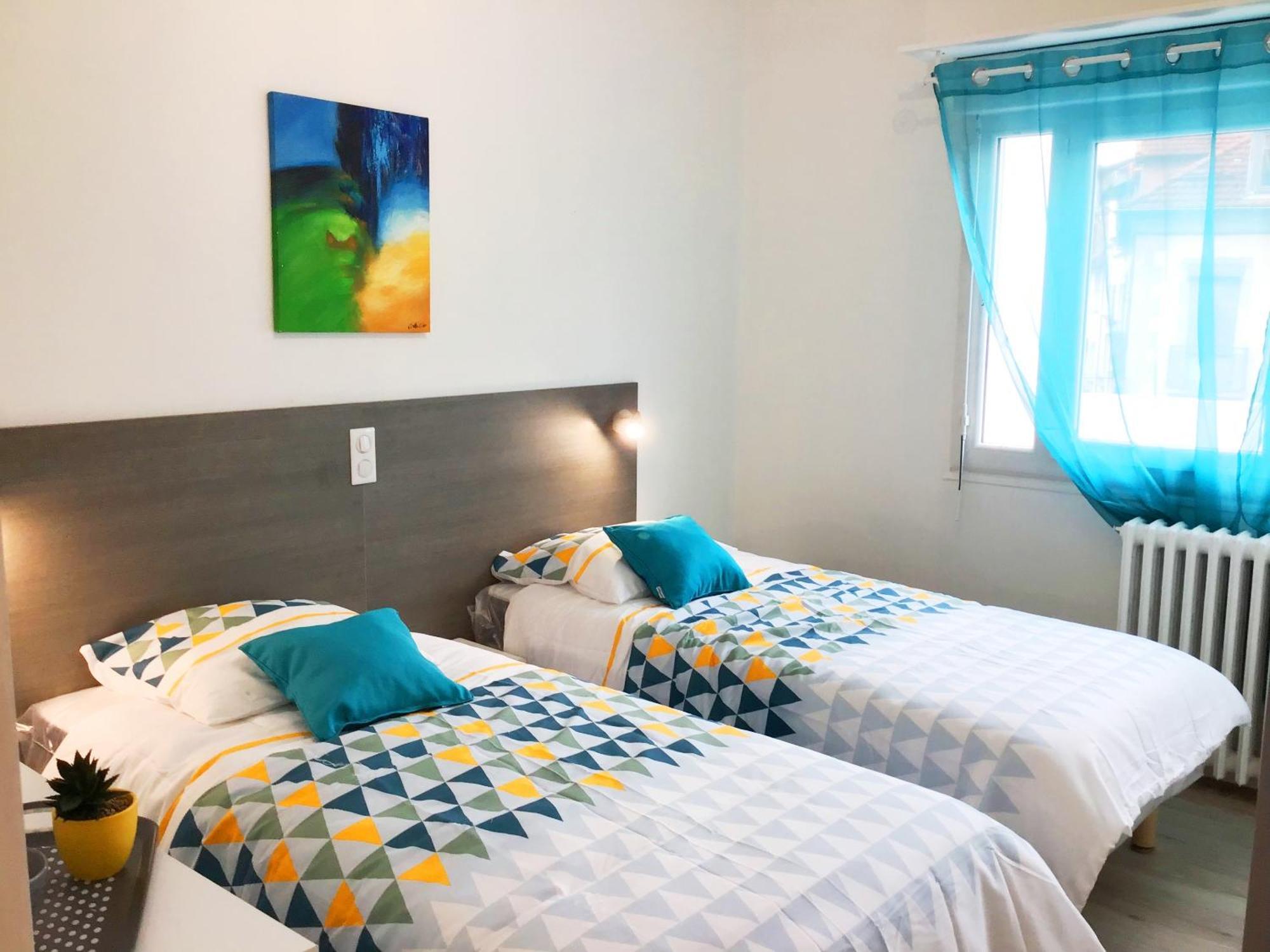 Appartement Le Soleil 140 M2 Climatise Parking Prive Proche Sanctuaires Lourdes Exterior photo